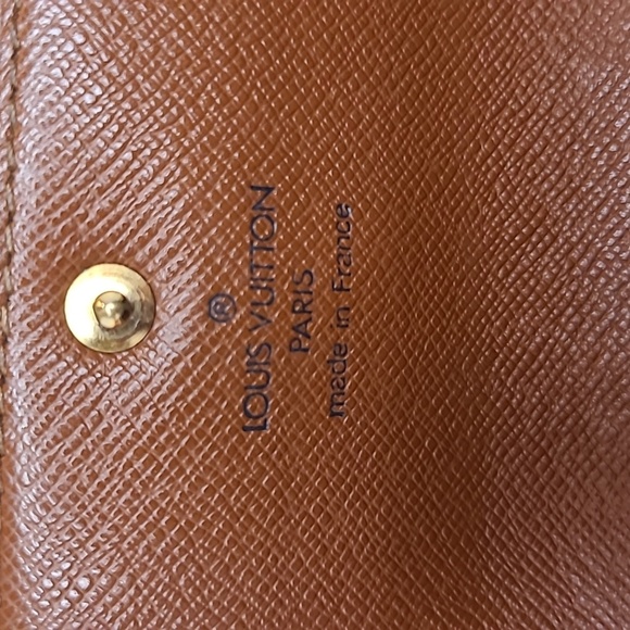 LOUIS VUITTON 2002 MONOGRAM PORTE MONNAIE CARTES SARAH WALLET  W/REMOVABLE CHAIN - Picture 15 of 17